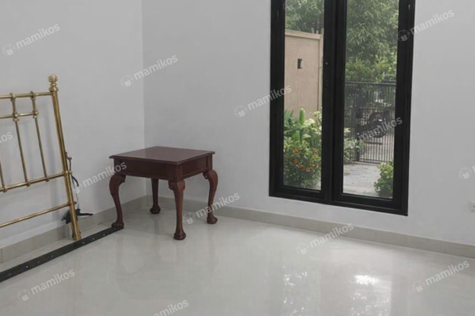 Rumah Sertifikat SHM 4 Kamar Tidur 3 Kamar Mandi Lebak Bulus Jakarta Selatan