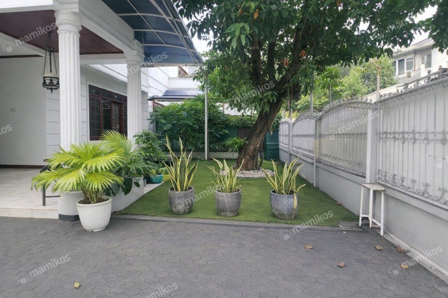 Rumah Sertifikat SHM 4 Kamar Tidur 3 Kamar Mandi Cipete Jakarta Selatan