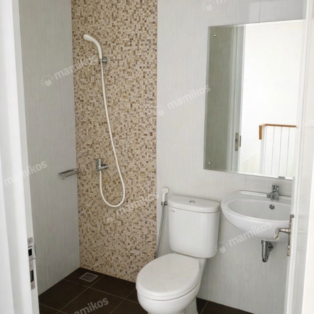 Rumah Sertifikat SHM 3 Kamar Tidur 3 Kamar Mandi Citra Grand Jakarta Timur - Photo 5