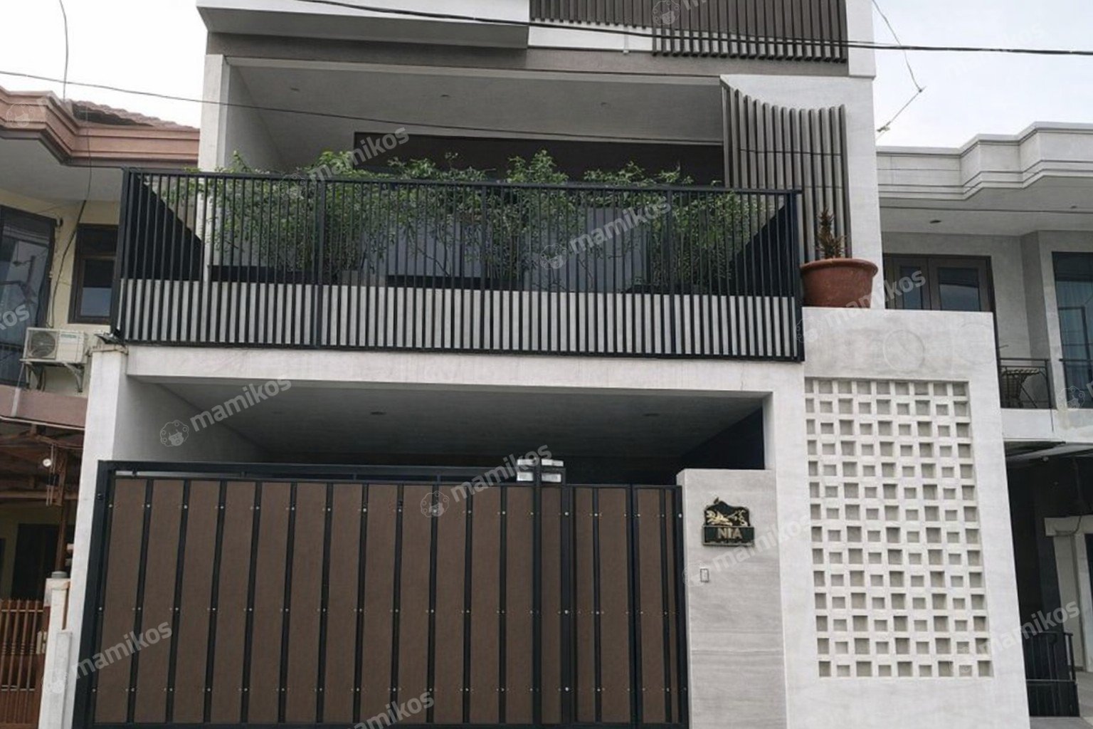 Rumah Sertifikat SHM 4 Kamar Tidur 3 Kamar Mandi Kedoya Jakarta Barat