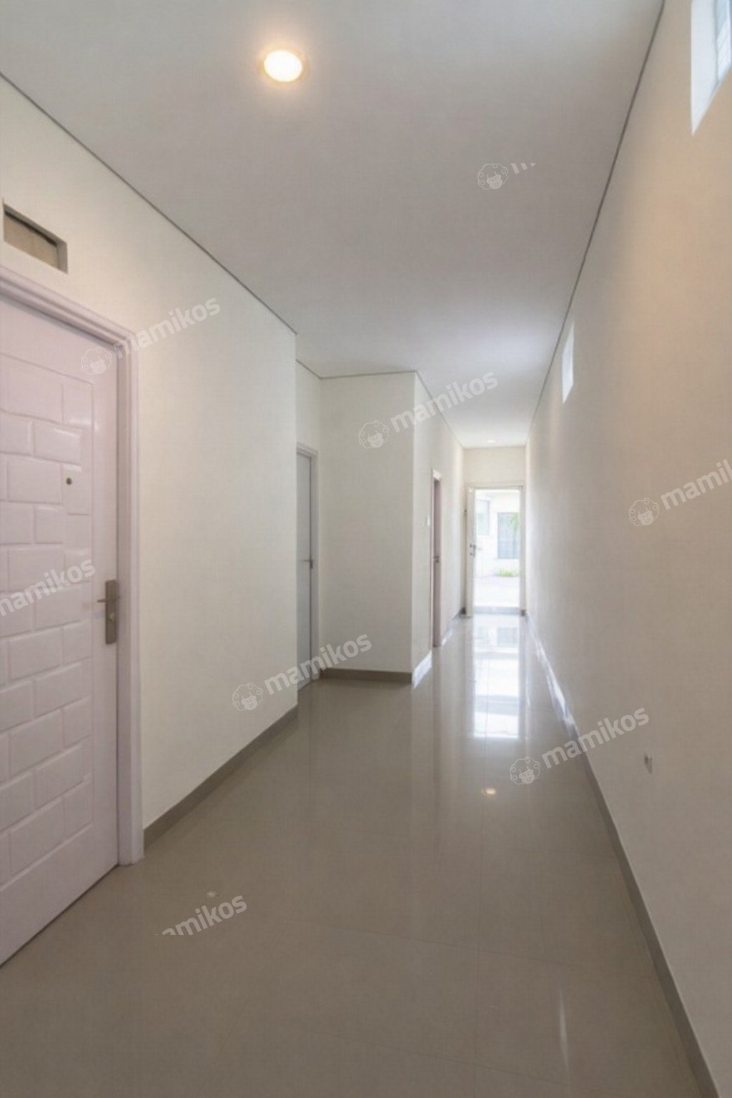 Rumah Sertifikat SHM 3 Kamar Tidur 3 Kamar Mandi Kelapa Gading Jakarta Utara - Photo 4