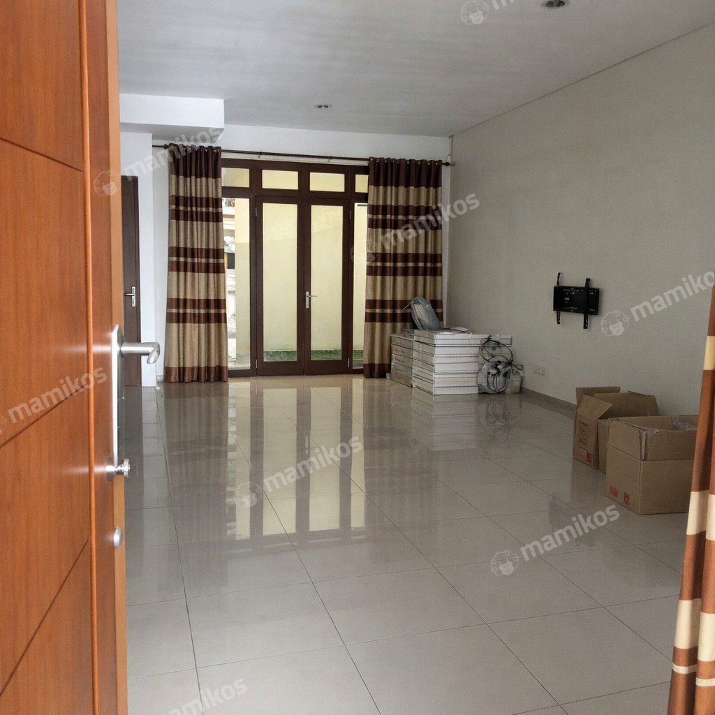 Rumah Sertifikat SHM 4 Kamar Tidur 3 Kamar Mandi Kelapa Gading Jakarta Utara - Photo 3