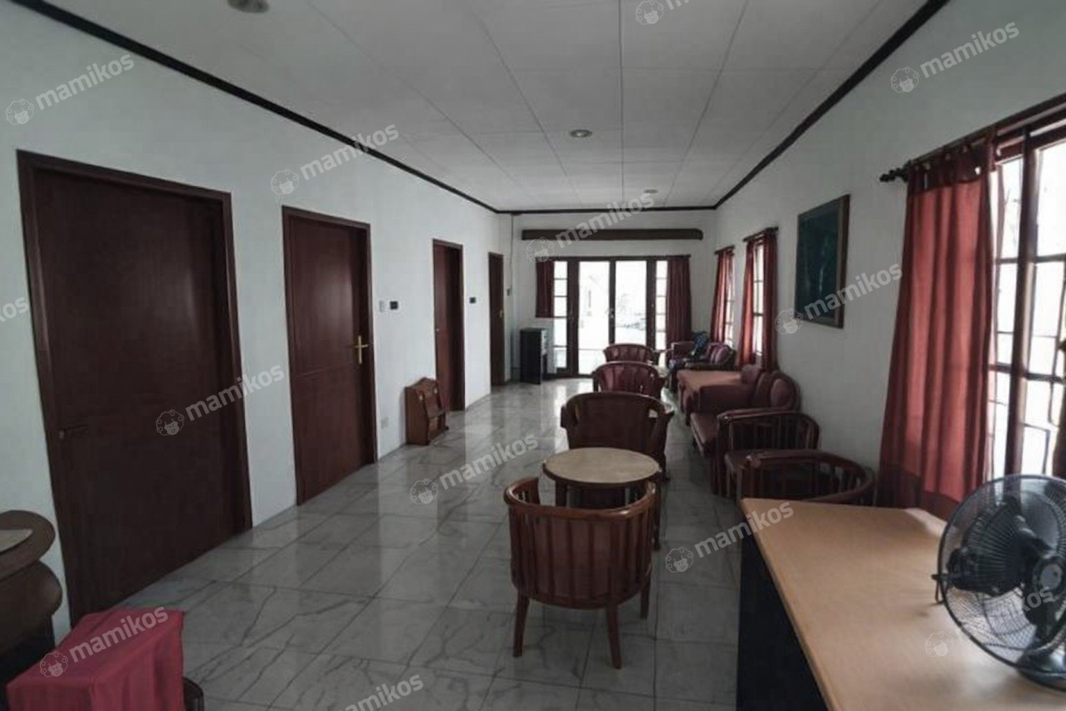 Rumah Sertifikat SHM 12 Kamar Tidur 7 Kamar Mandi Kebayoran Baru Jakarta Selatan