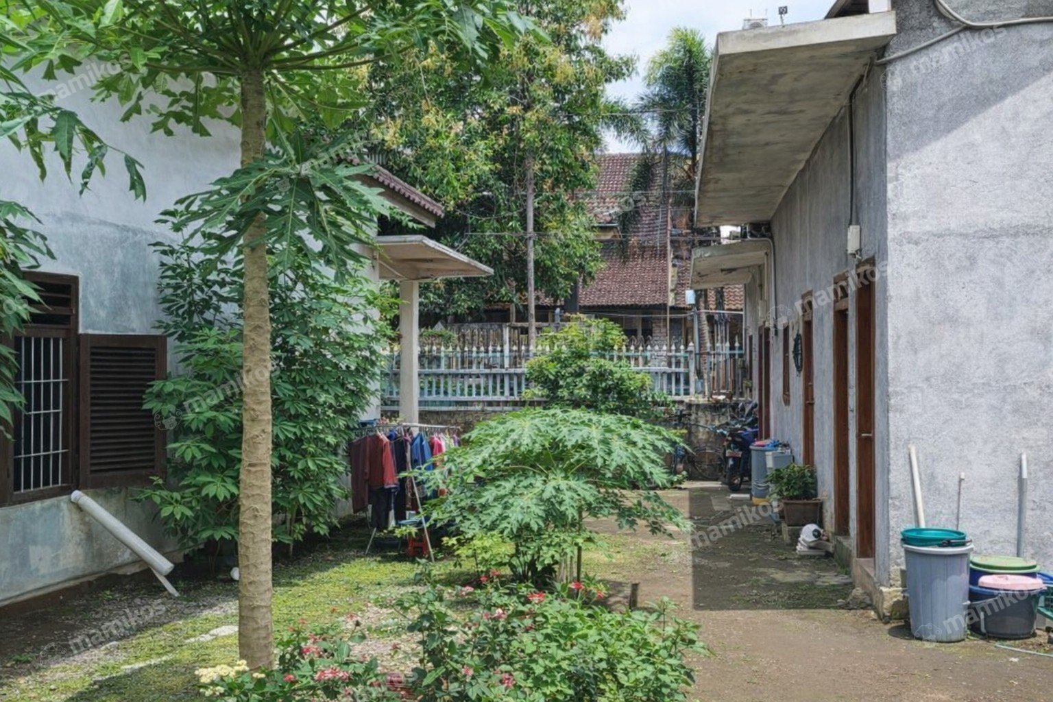 Rumah Sertifikat SHM 5 Kamar Tidur 2 Kamar Mandi Pisangan Lama Jakarta Timur