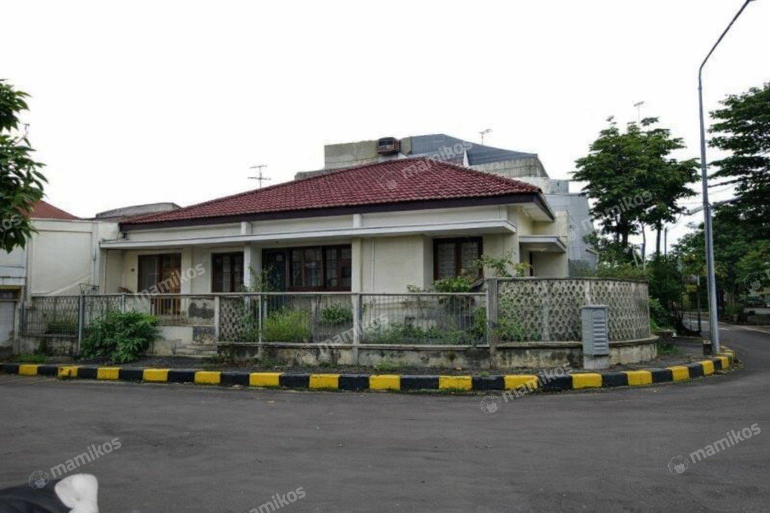 Rumah 3KT 2KM Kebon Jeruk Jakarta Barat