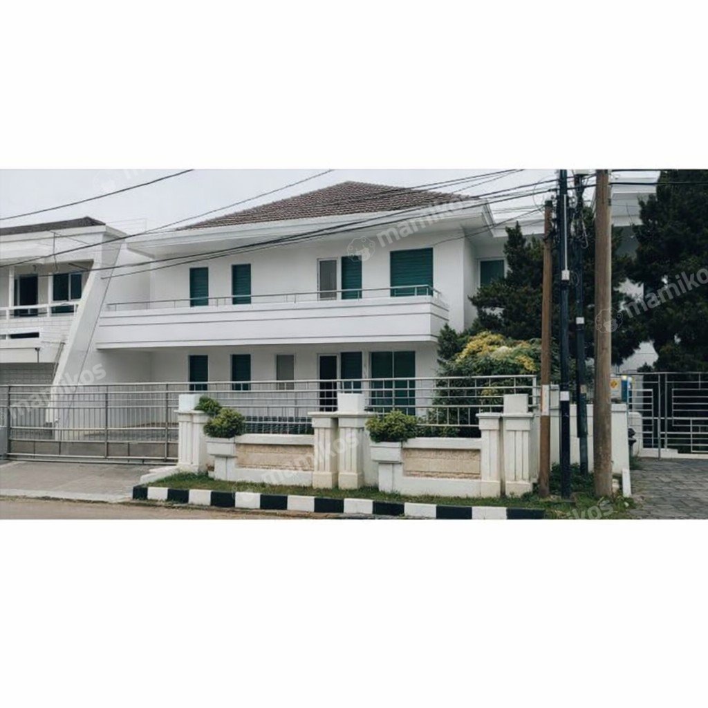 Rumah Sertifikat SHM 4 Kamar Tidur 4 Kamar Mandi Green garden Jakarta Barat - Photo 2
