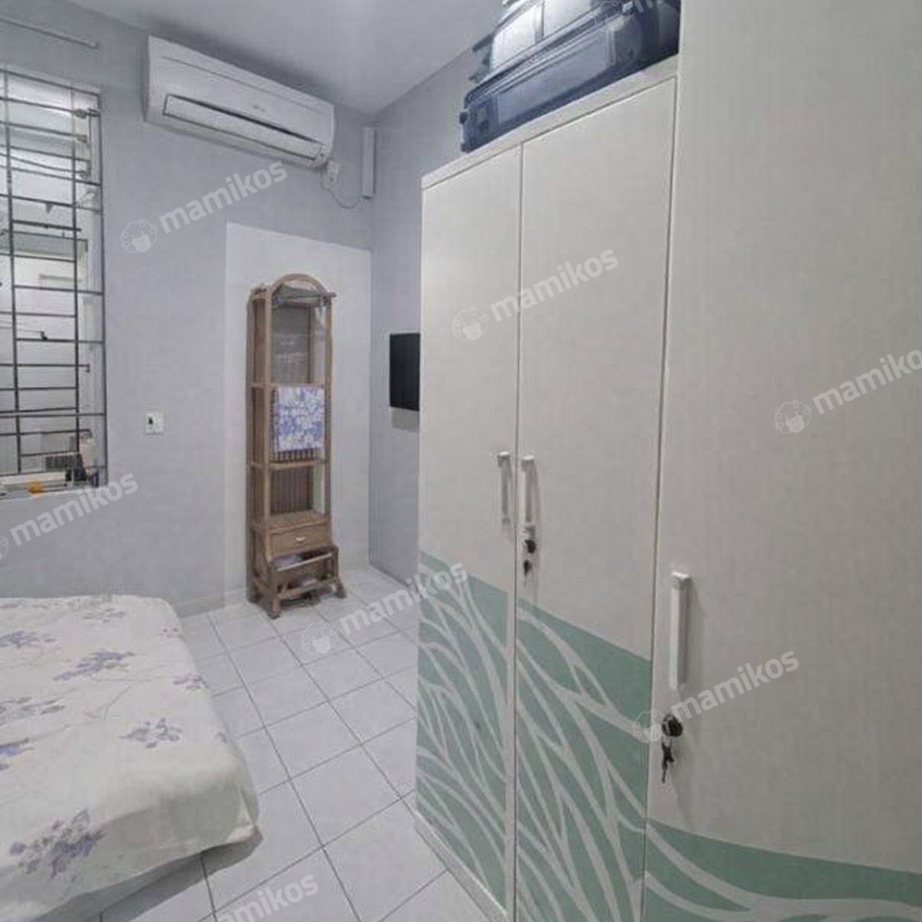 Rumah Sertifikat SHM 3 Kamar Tidur 2 Kamar Mandi Taman Palem Jakarta Barat - Photo 4