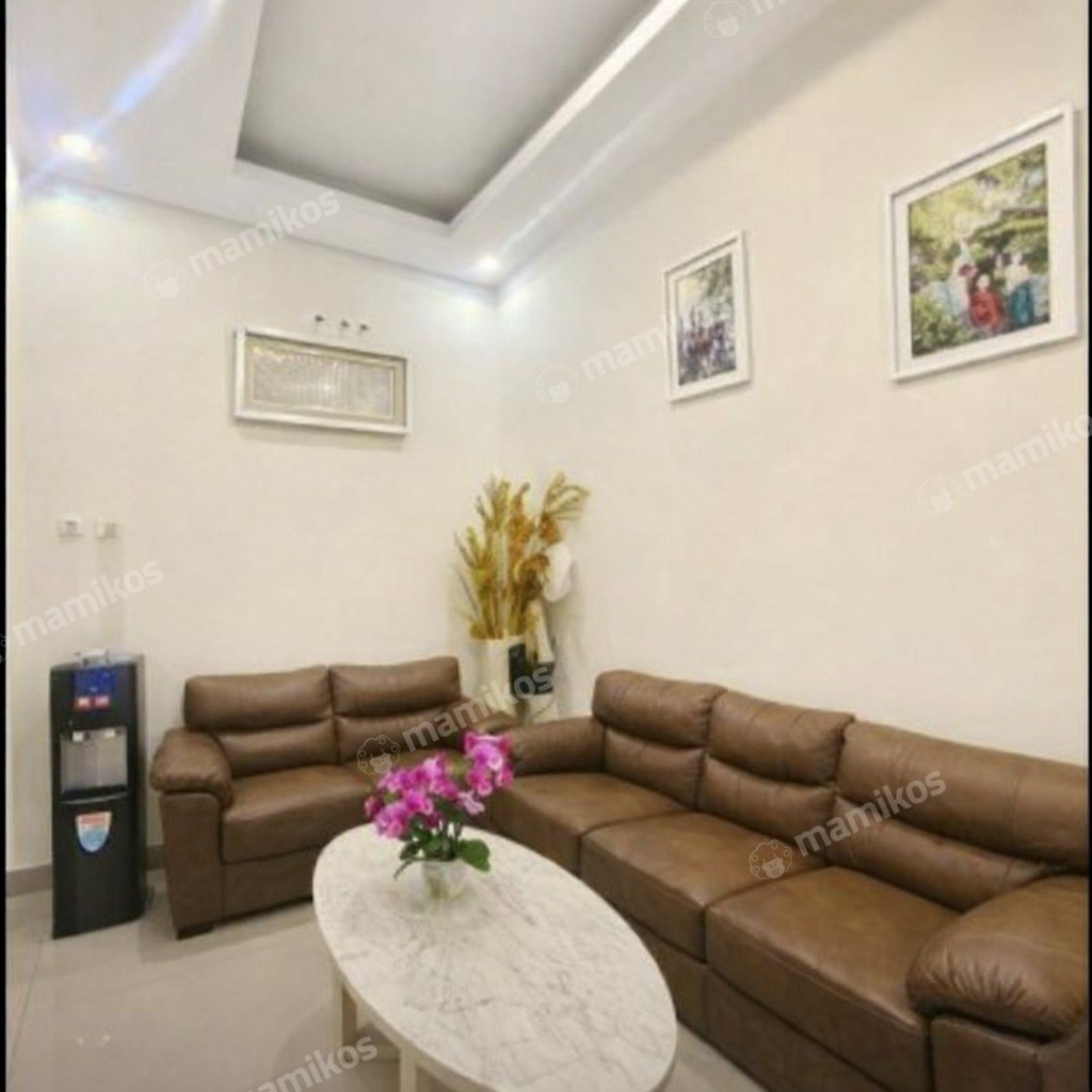 Rumah Sertifikat SHM 3 Kamar Tidur 3 Kamar Mandi Duri Kosambi Jakarta Barat - Photo 2
