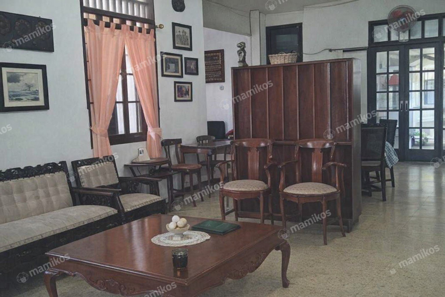 Rumah Sertifikat SHM 5 Kamar Tidur 3 Kamar Mandi Kebon Jeruk Jakarta Barat