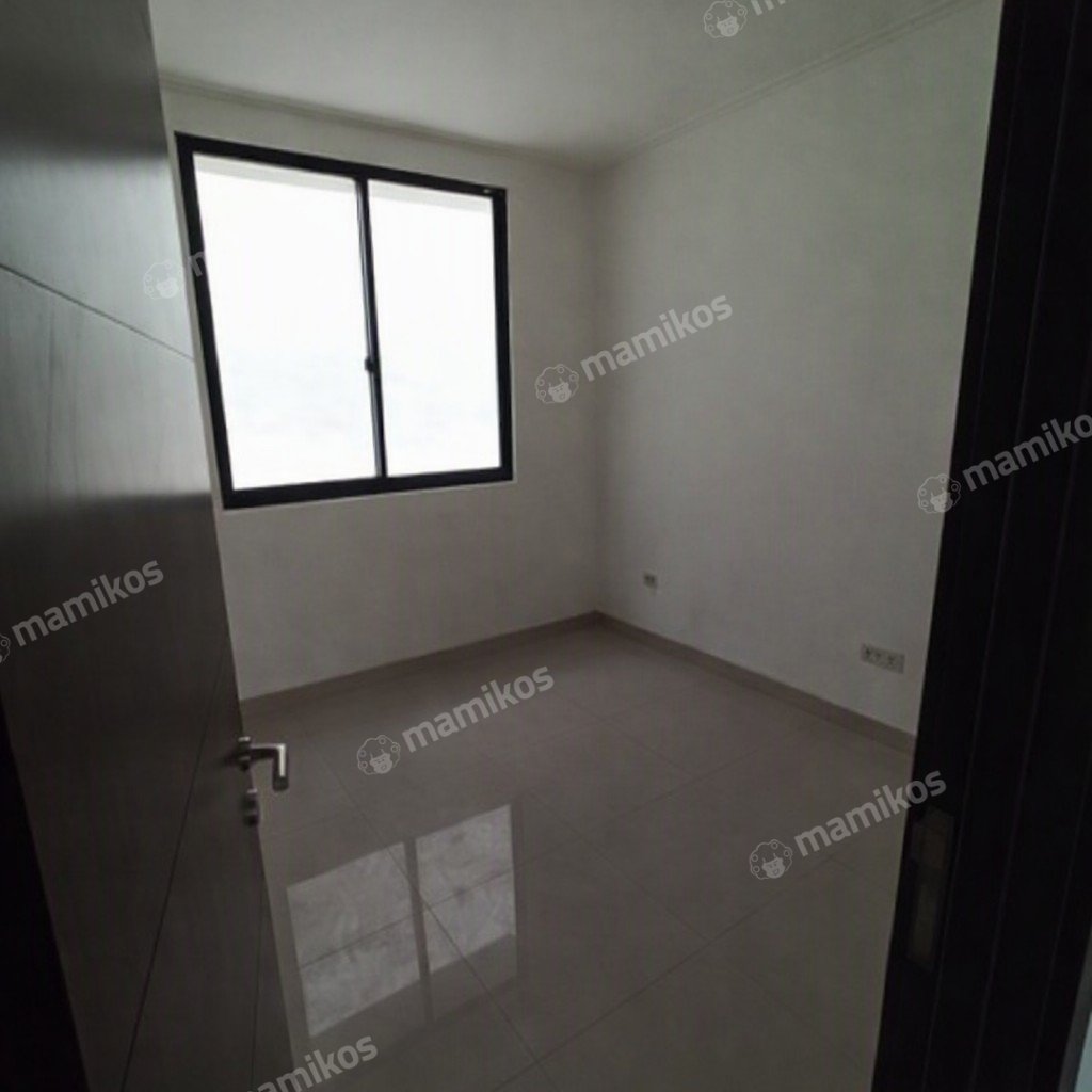 Rumah Sertifikat PPJB 3 Kamar Tidur 3 Kamar Mandi Pantai Indah Kapuk 2 Jakarta Utara - Photo 5