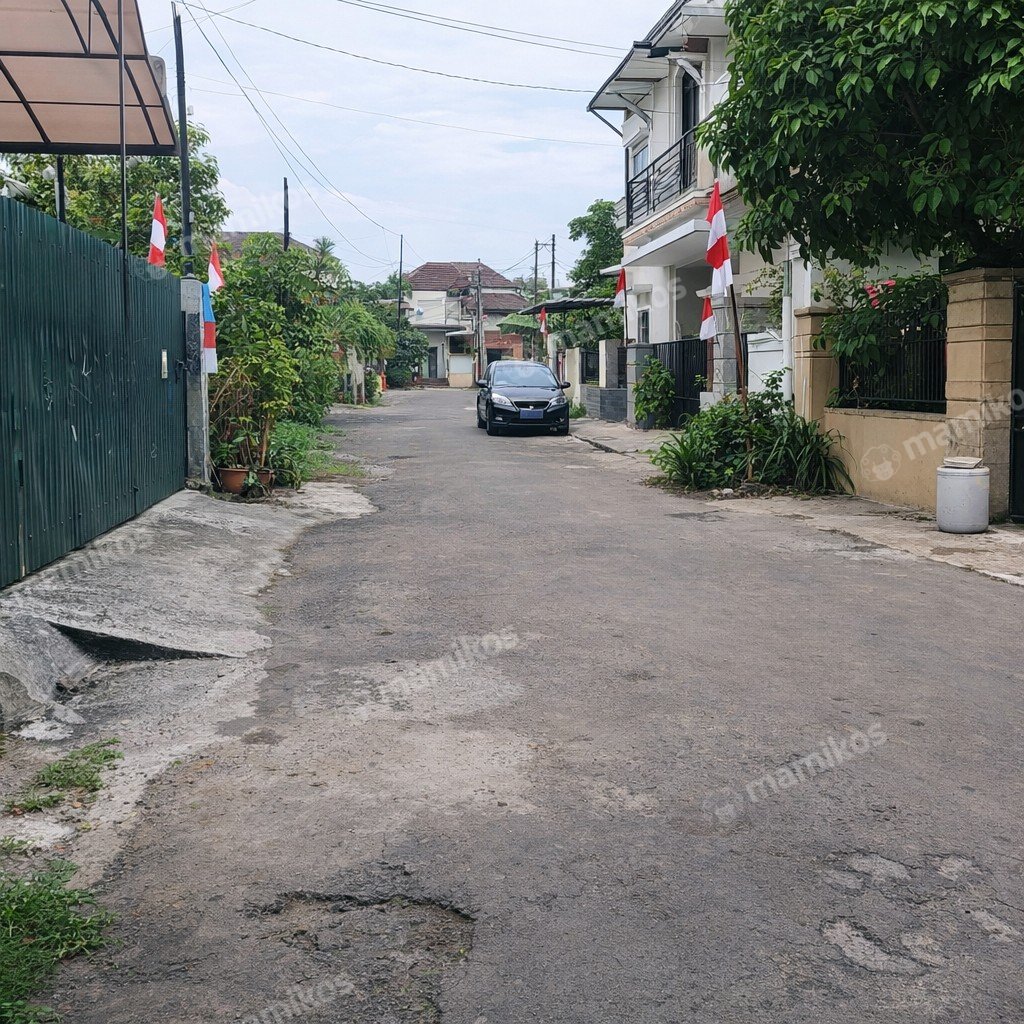 Rumah Sertifikat SHM 6 Kamar Tidur 4 Kamar Mandi Kelapa Gading Jakarta Utara - Photo 2