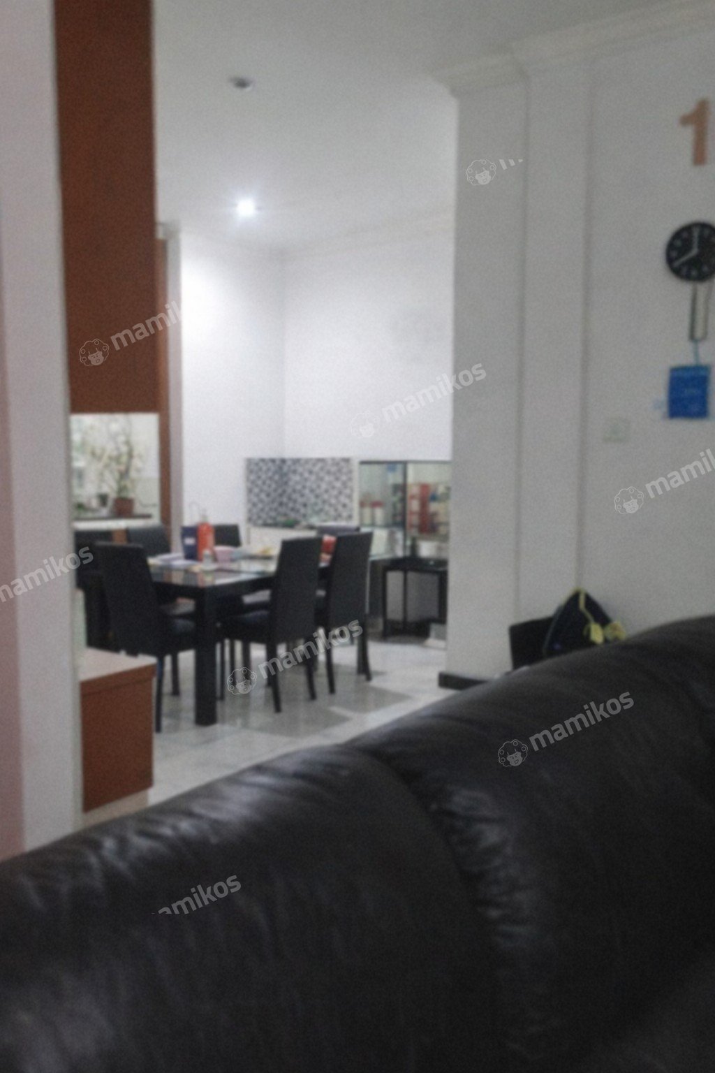 Rumah Sertifikat SHM 3 Kamar Tidur 3 Kamar Mandi Raffles Hills Jakarta Timur - Photo 3