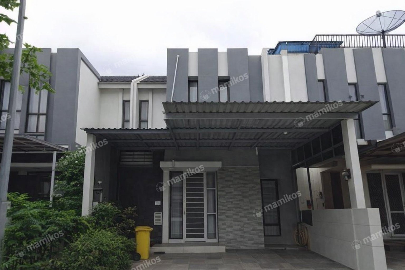 Rumah Sertifikat SHM 3 Kamar Tidur 3 Kamar Mandi Daan Mogot Jakarta Barat
