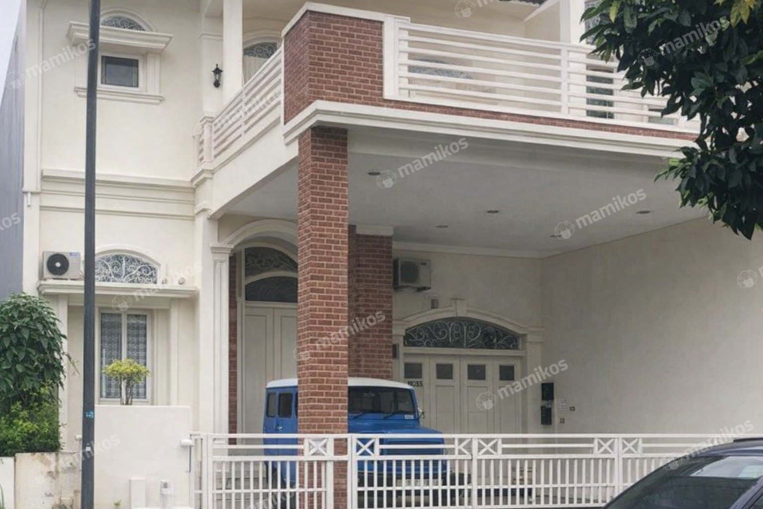 Rumah Sertifikat SHM 4 Kamar Tidur 3 Kamar Mandi Citra Grand Jakarta Timur