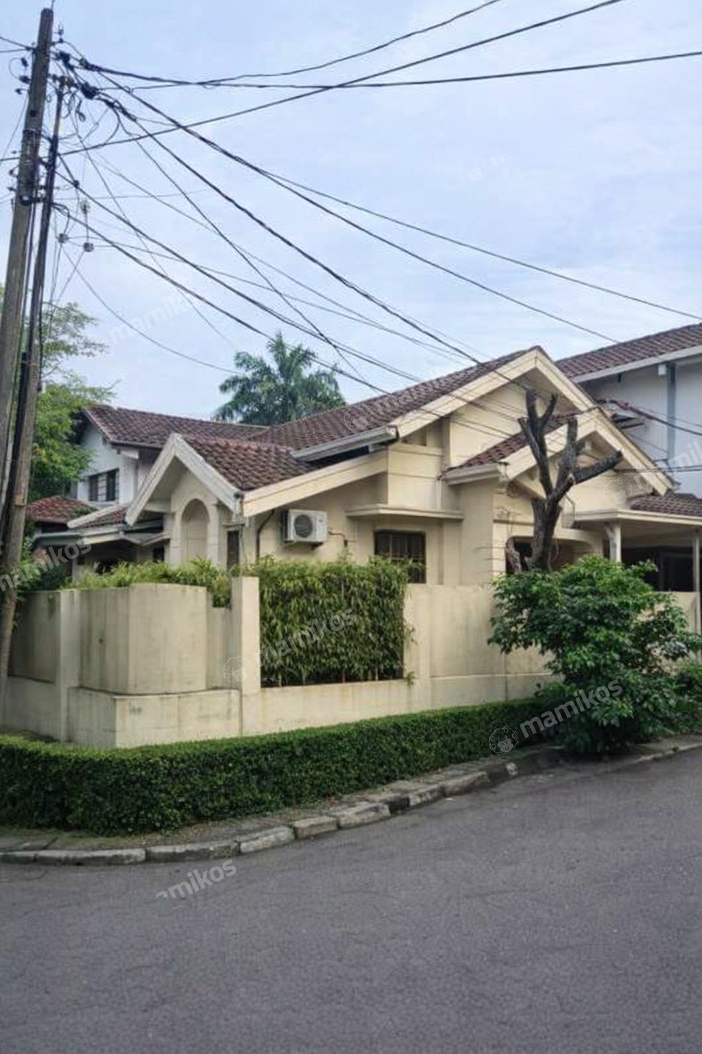 Rumah Sertifikat SHM 3 Kamar Tidur 2 Kamar Mandi Bintaro Jakarta Selatan - Photo 2