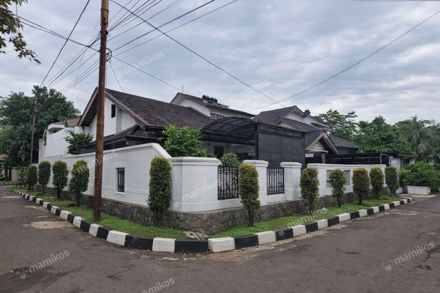 Rumah Sertifikat SHM 3 Kamar Tidur 3 Kamar Mandi Pondok Gede Jakarta Timur
