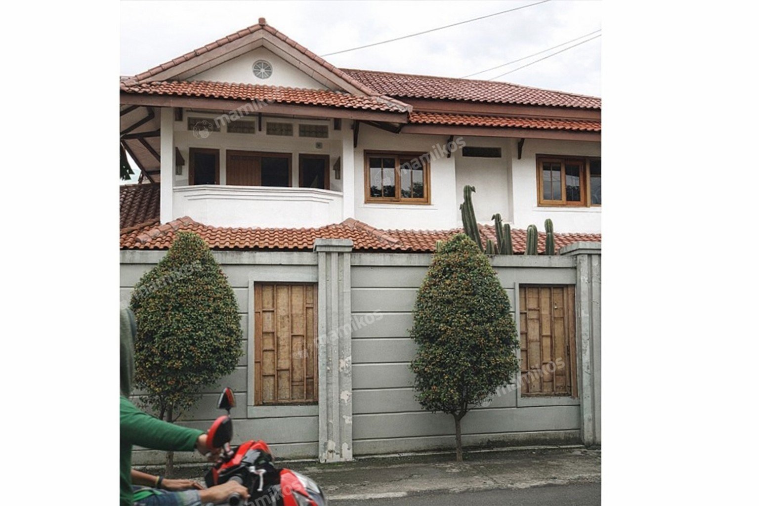 Rumah Sertifikat SHM 6 Kamar Tidur 3 Kamar Mandi Pondok Labu Jakarta Selatan