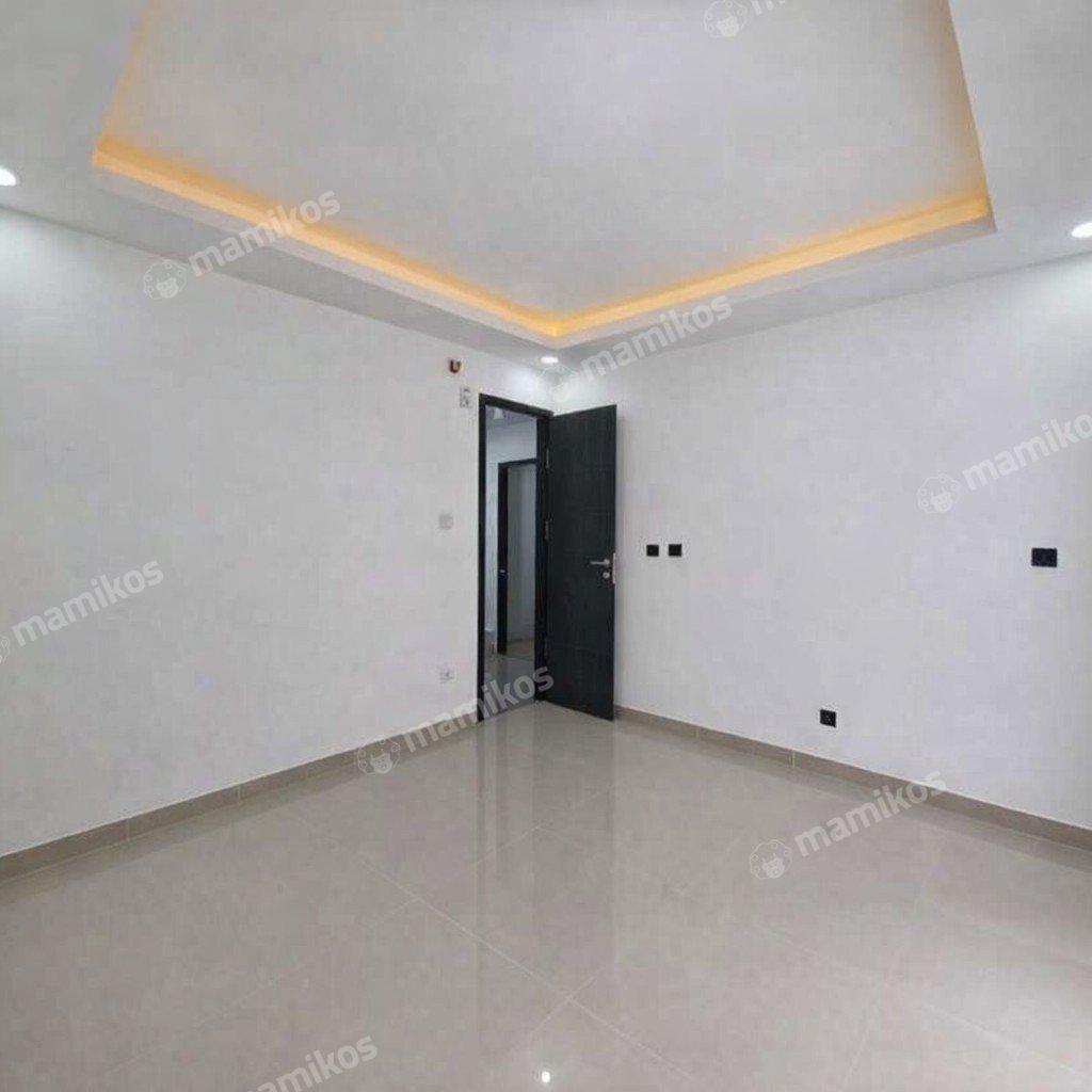 Rumah Sertifikat SHM 5 Kamar Tidur 4 Kamar Mandi Pegadungan Jakarta Barat - Photo 3