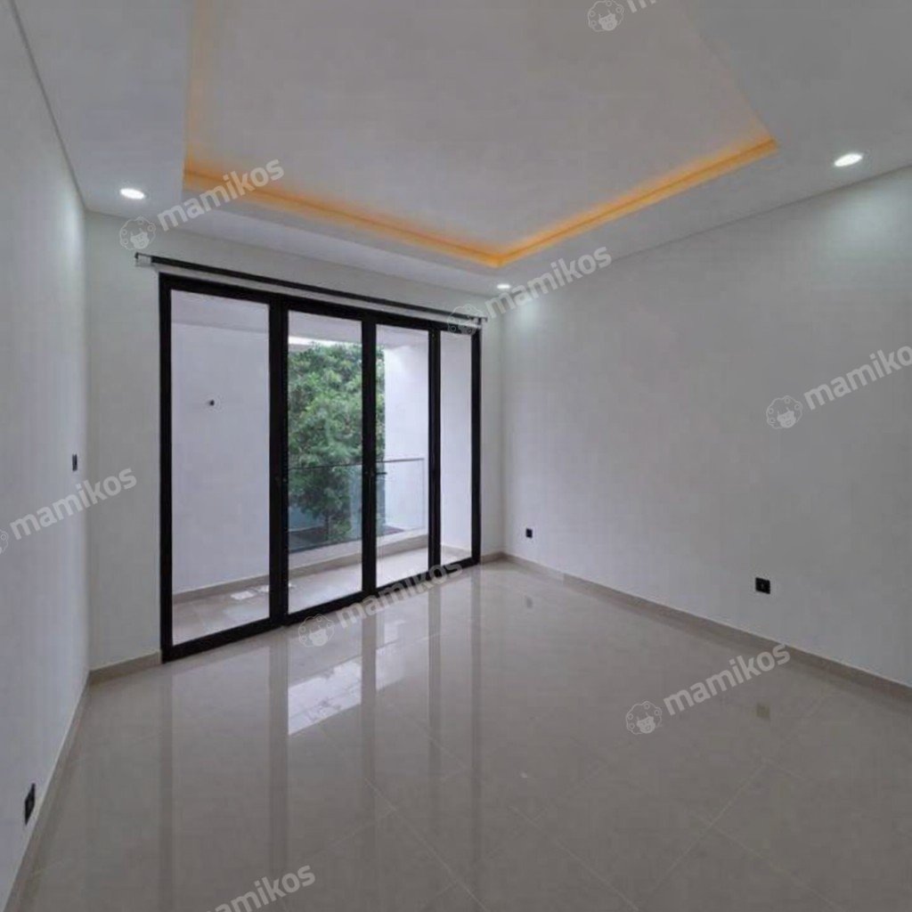 Rumah Sertifikat SHM 5 Kamar Tidur 4 Kamar Mandi Pegadungan Jakarta Barat - Photo 4