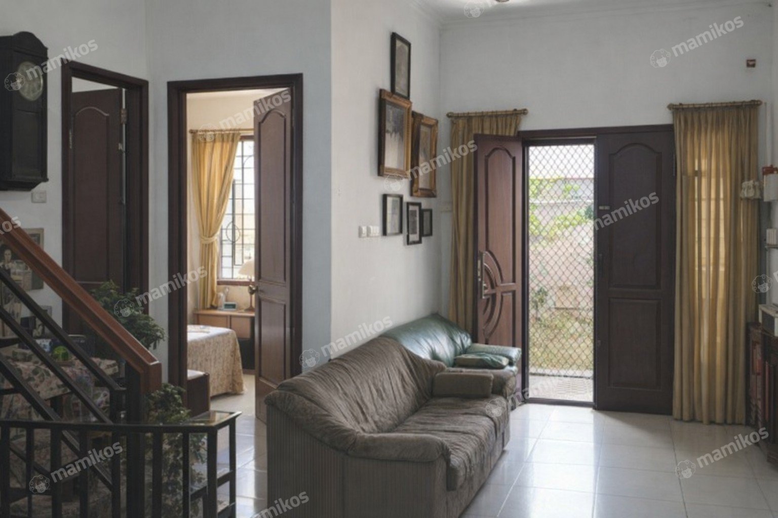 Rumah Sertifikat SHM 4 Kamar Tidur 3 Kamar Mandi Sunter Jakarta Utara