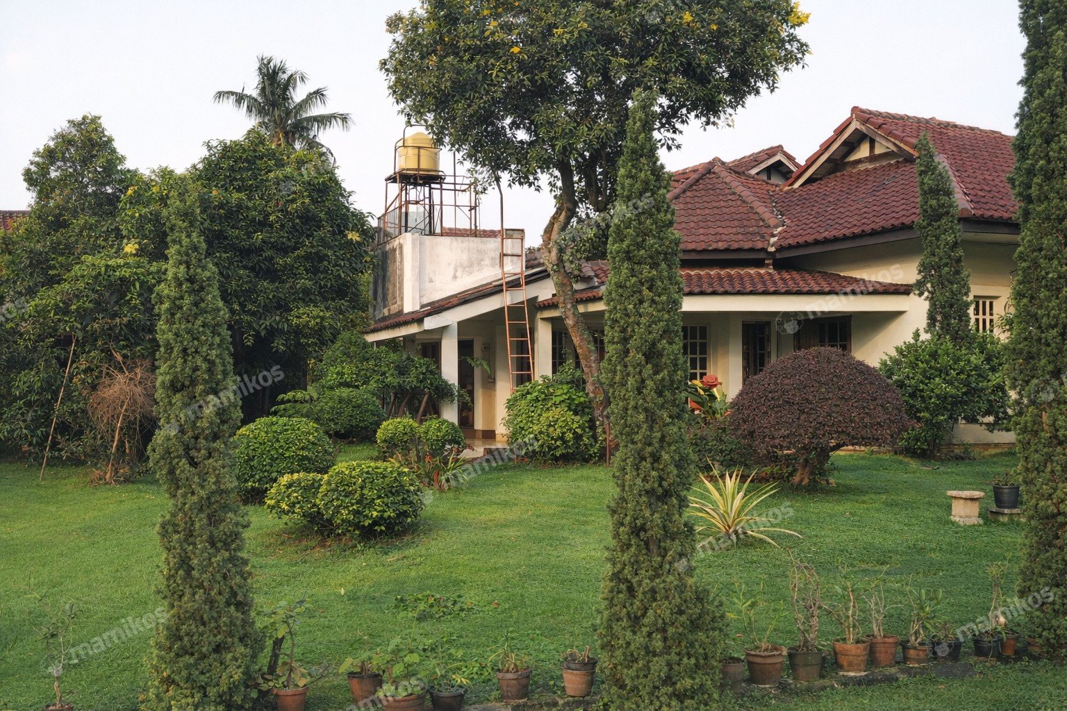 Rumah 4KT 4KM Joglo Jakarta Barat