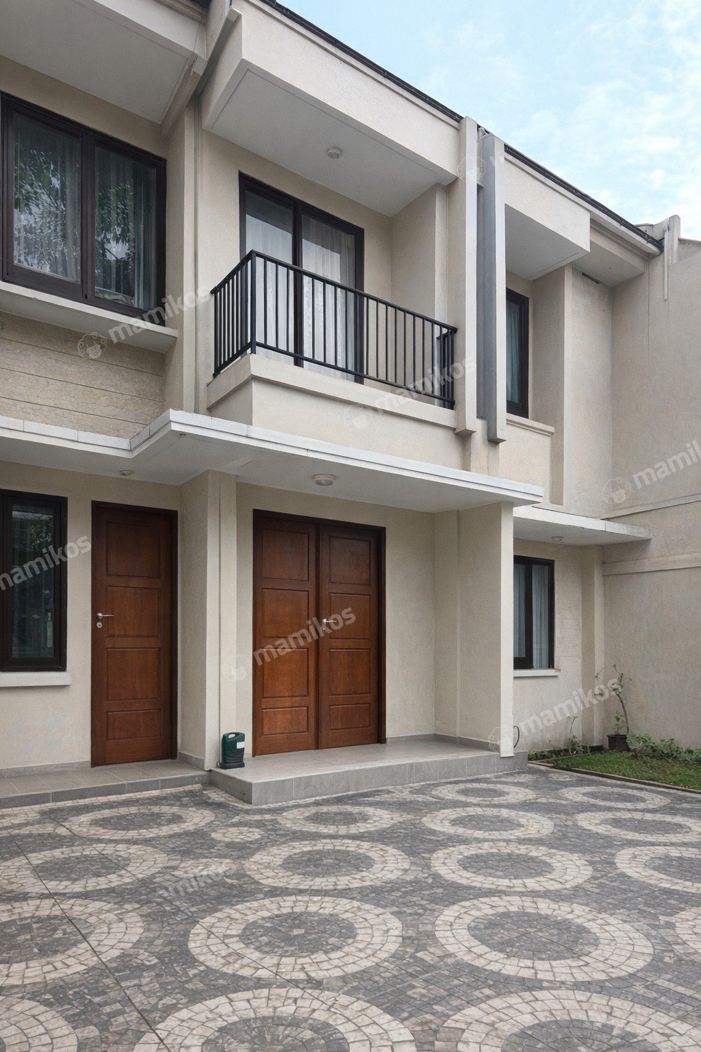 Rumah Sertifikat SHM 4 Kamar Tidur 2 Kamar Mandi Jatinegara Jakarta Timur - Photo 2