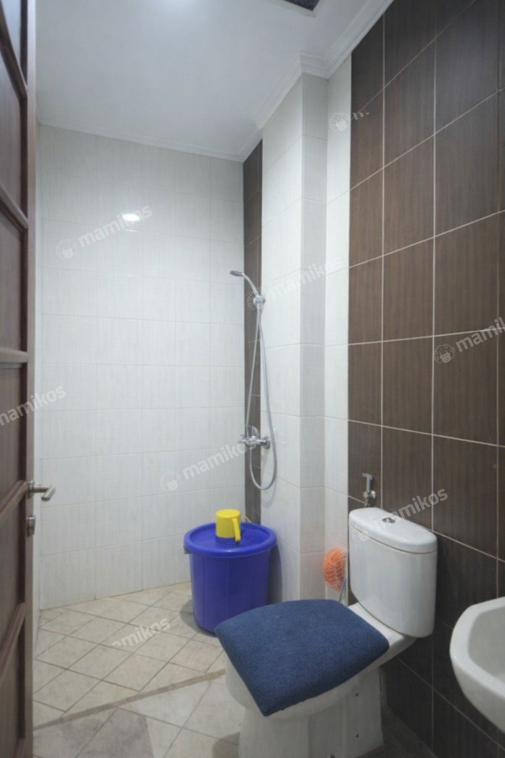 Rumah Sertifikat SHM 4 Kamar Tidur 2 Kamar Mandi Jatinegara Jakarta Timur - Photo 4