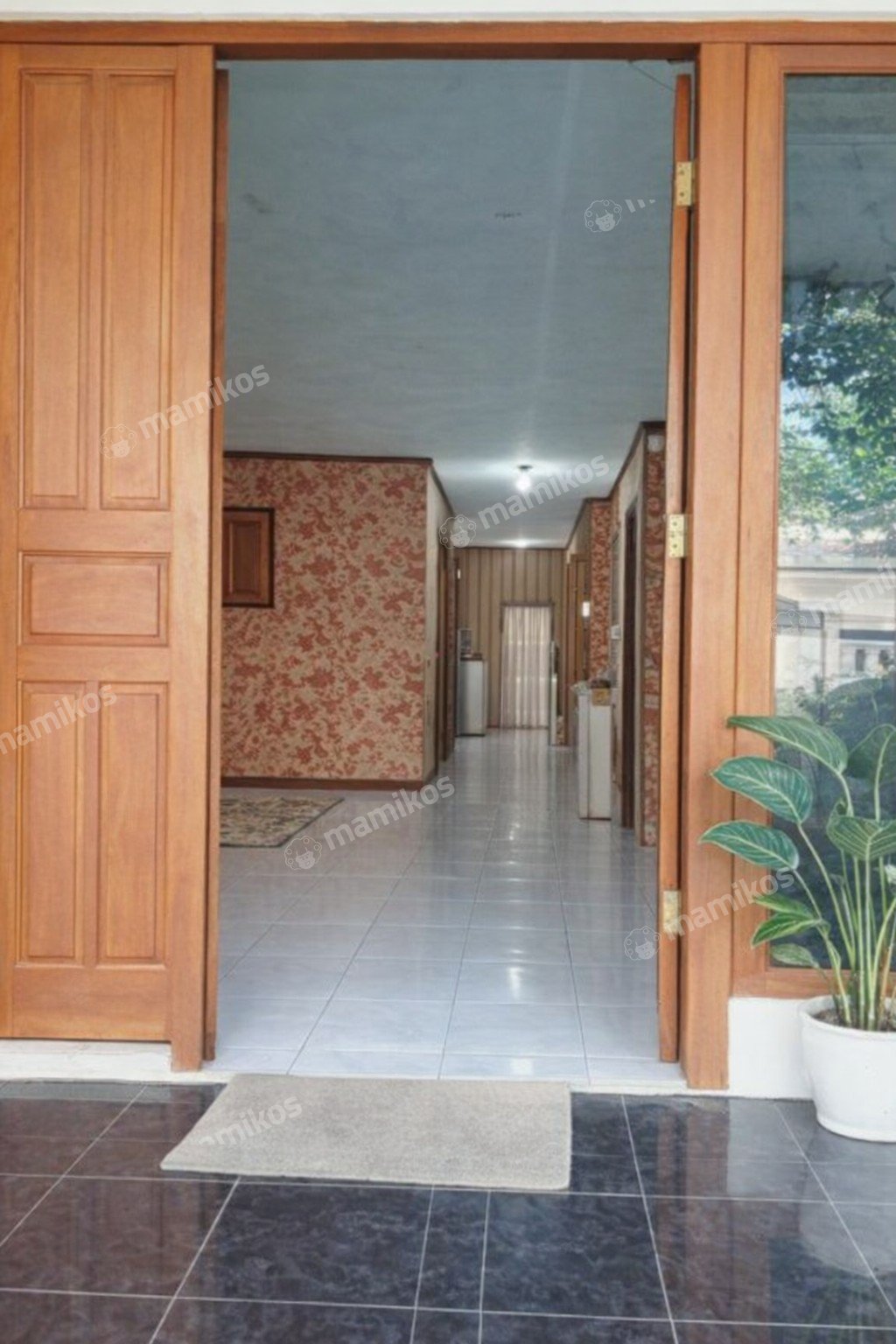 Rumah Sertifikat SHM 4 Kamar Tidur 2 Kamar Mandi Ciracas Jakarta Timur - Photo 2