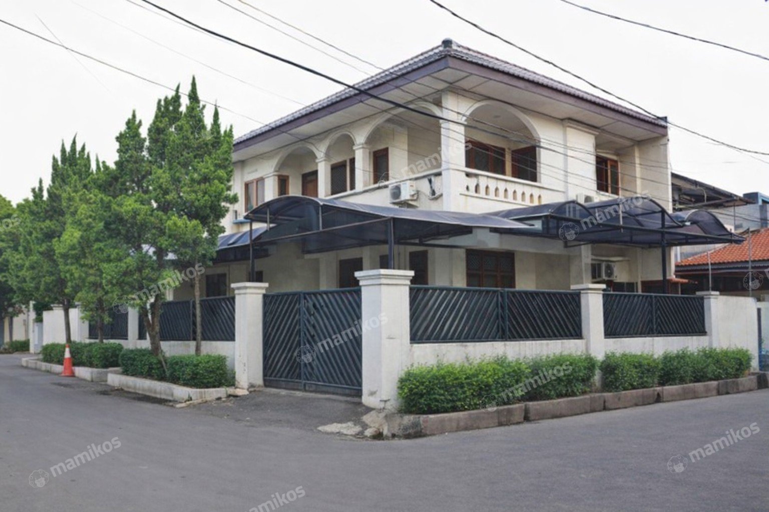 Rumah Sertifikat SHM 5 Kamar Tidur 2 Kamar Mandi Pondok Pinang Jakarta Selatan