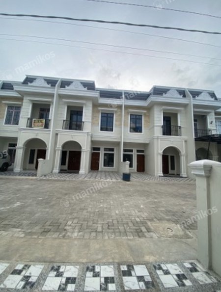 Rumah Sertifikat SHM 4 Kamar Tidur 4 Kamar Mandi Medan Johor Medan - Photo 2