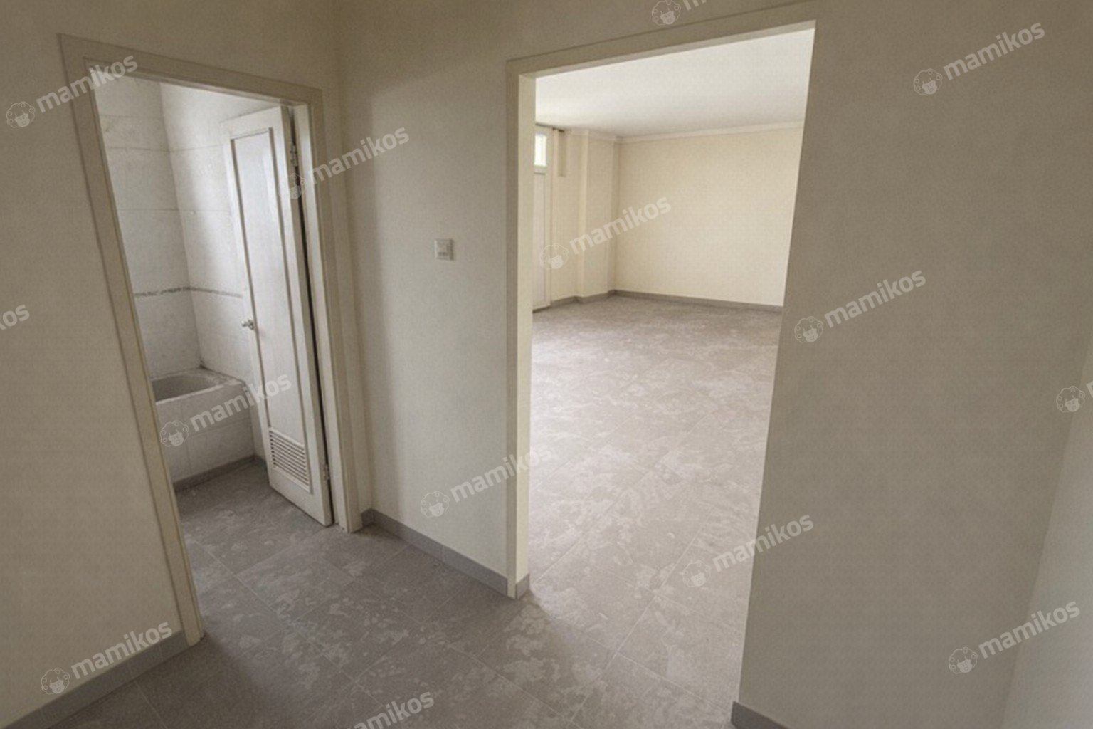 Rumah Sertifikat SHM 4 Kamar Tidur 4 Kamar Mandi Pantai Indah Kapuk Jakarta Utara - Photo 2