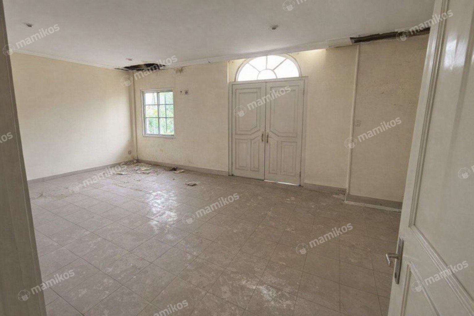 Rumah Sertifikat SHM 4 Kamar Tidur 4 Kamar Mandi Pantai Indah Kapuk Jakarta Utara - Photo 3