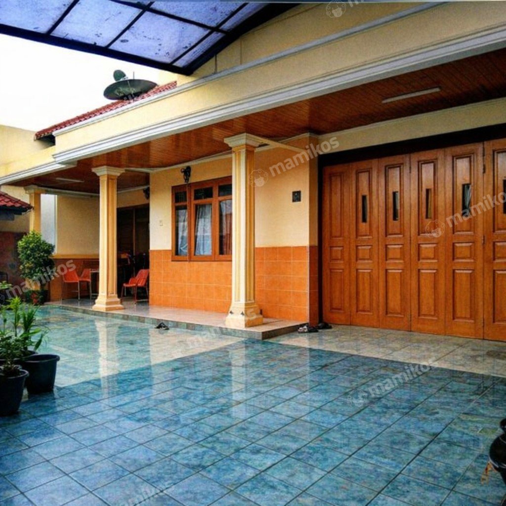 Rumah Sertifikat SHM 7 Kamar Tidur 6 Kamar Mandi Petukangan Jakarta Selatan - Photo 2