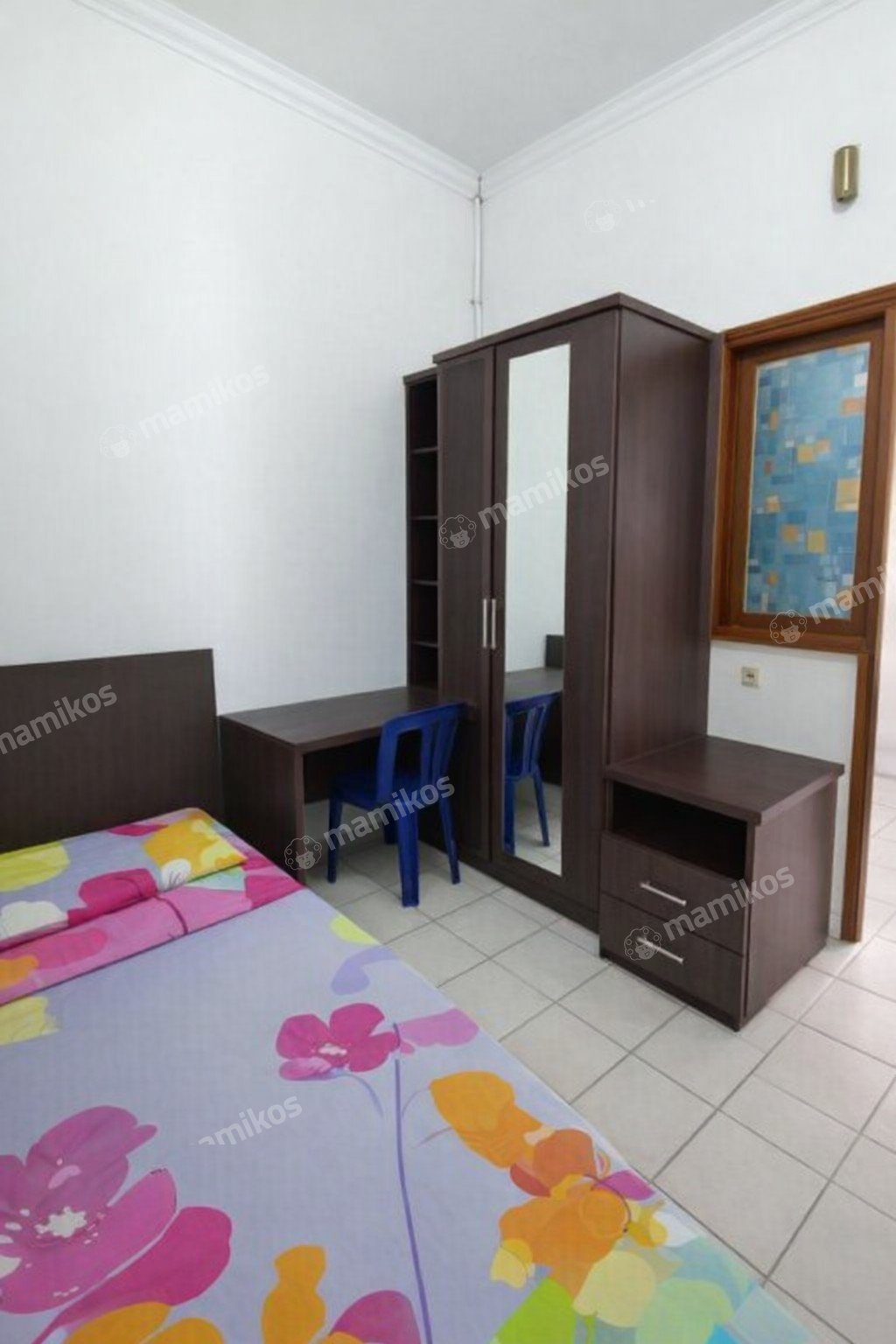 Rumah Sertifikat SHM 14 Kamar Tidur 6 Kamar Mandi Tanjung Duren Jakarta Barat - Photo 2