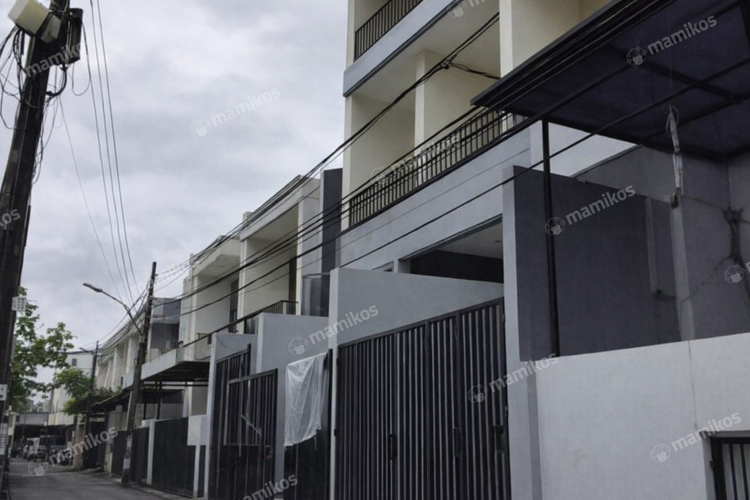 Rumah Sertifikat SHM 3 Kamar Tidur 3 Kamar Mandi Duri Kepa Jakarta Barat