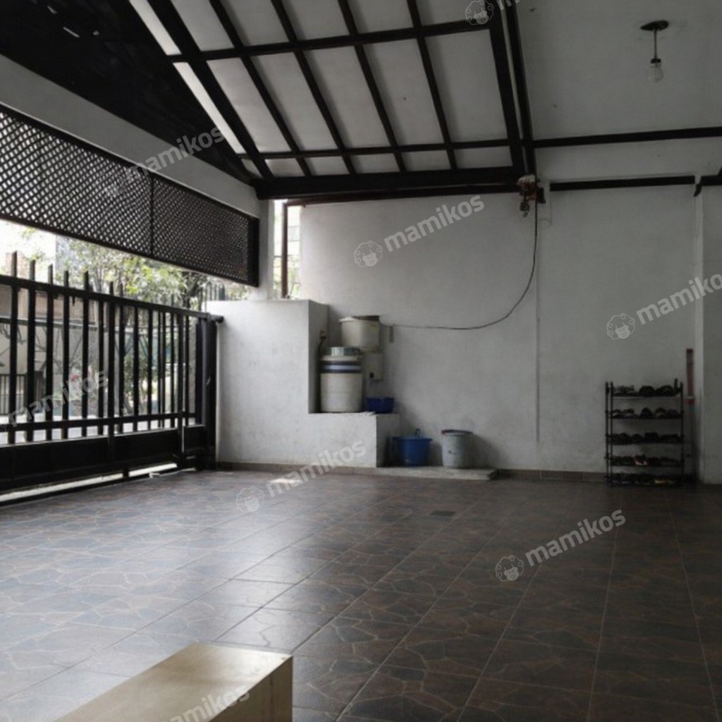 Rumah Sertifikat SHM 3 Kamar Tidur 3 Kamar Mandi Puri Indah Jakarta Barat - Photo 2
