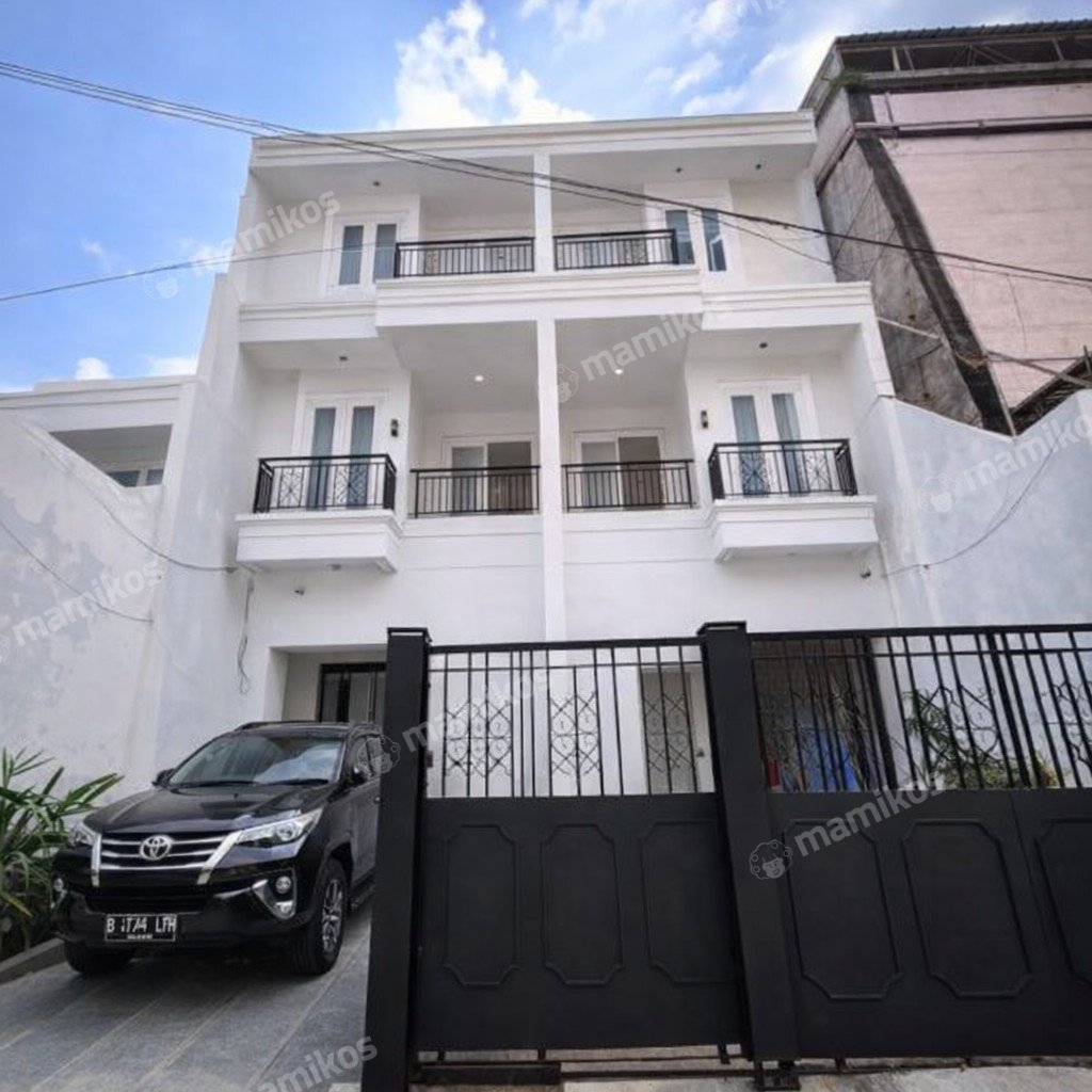 Rumah Sertifikat SHM 7 Kamar Tidur 7 Kamar Mandi Kebayoran Baru Jakarta Selatan - Photo 2