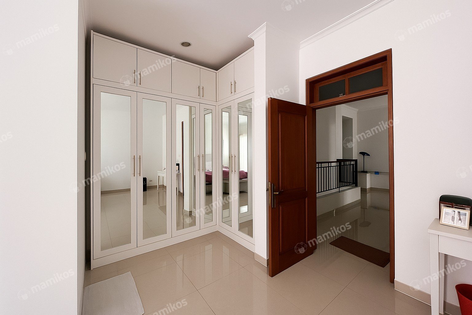 Rumah Sertifikat SHM 7 Kamar Tidur 7 Kamar Mandi Kebayoran Baru Jakarta Selatan - Photo 4