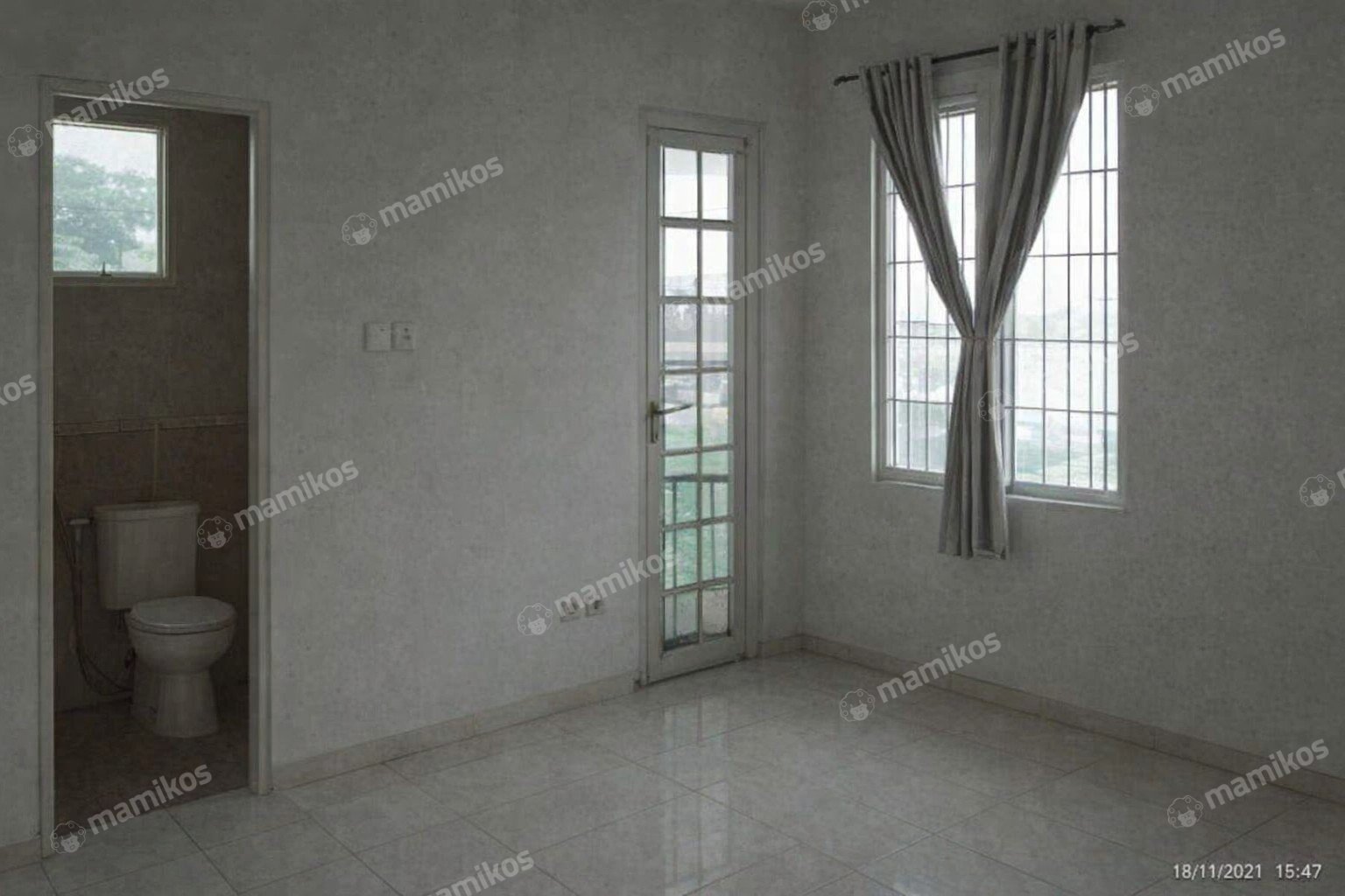 Rumah Sertifikat SHM 5 Kamar Tidur 5 Kamar Mandi Kelapa Gading Jakarta Utara - Photo 2