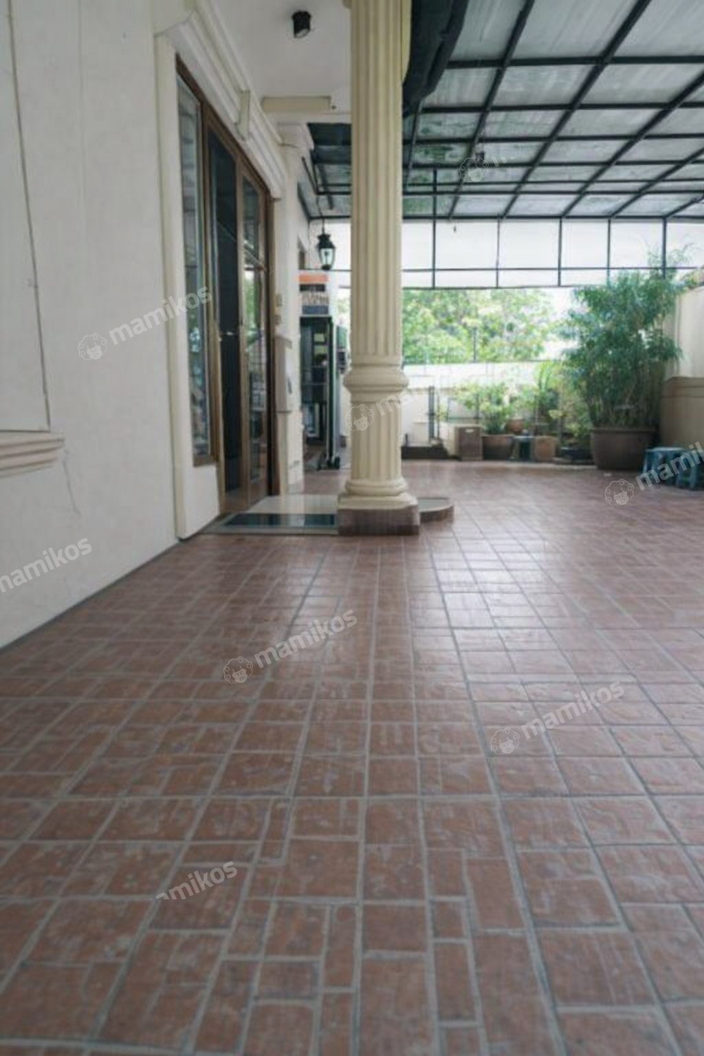 Rumah Sertifikat SHM 6 Kamar Tidur 5 Kamar Mandi Citra Garden Jakarta Barat - Photo 2