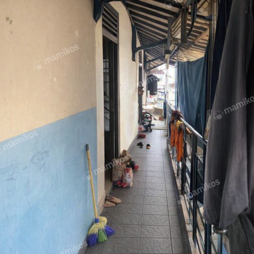 Rumah Sertifikat SHM 7 Kamar Tidur 7 Kamar Mandi Cipete Jakarta Selatan - Photo 4