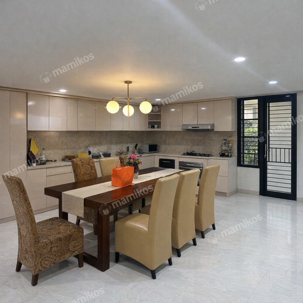 Rumah Sertifikat SHM 4 Kamar Tidur 4 Kamar Mandi Pantai Indah Kapuk Jakarta Utara - Photo 2