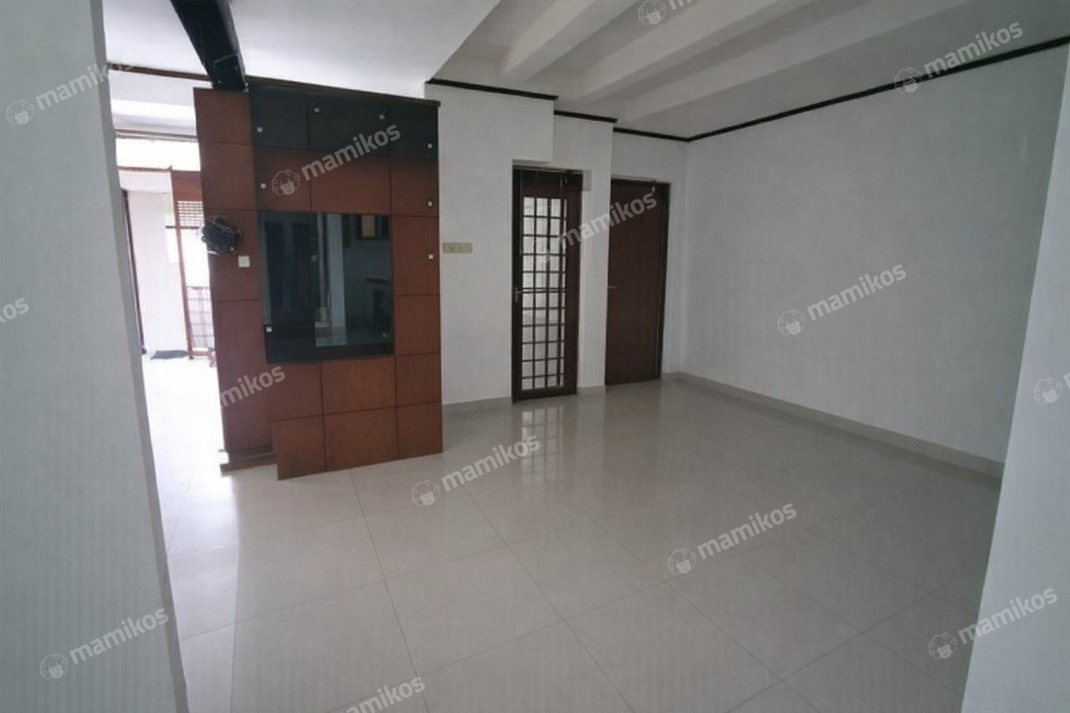 Rumah Sertifikat SHM 4 Kamar Tidur 3 Kamar Mandi Daan Mogot Jakarta Barat - Photo 5