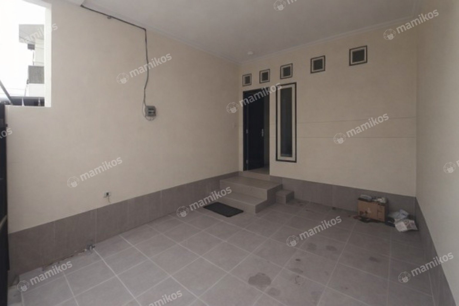 Rumah Sertifikat SHM 4 Kamar Tidur 3 Kamar Mandi Tanjung Duren Jakarta Barat - Photo 3