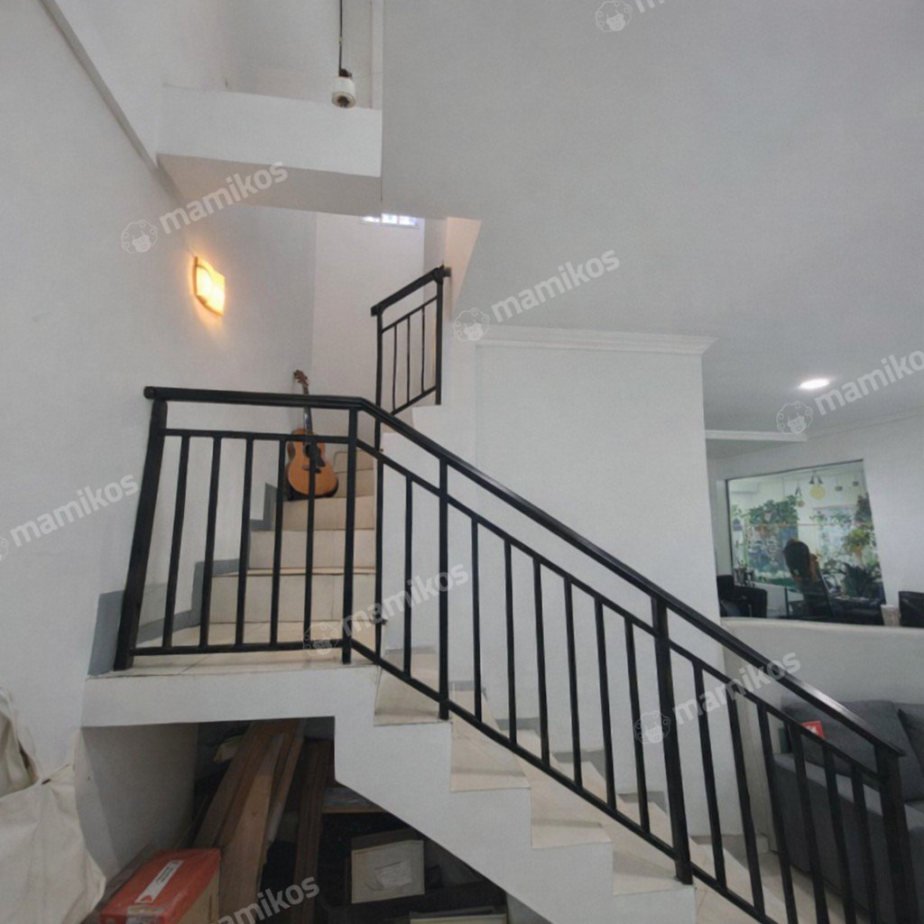 Rumah Sertifikat SHM 3 Kamar Tidur 2 Kamar Mandi Sunter Jakarta Utara - Photo 2