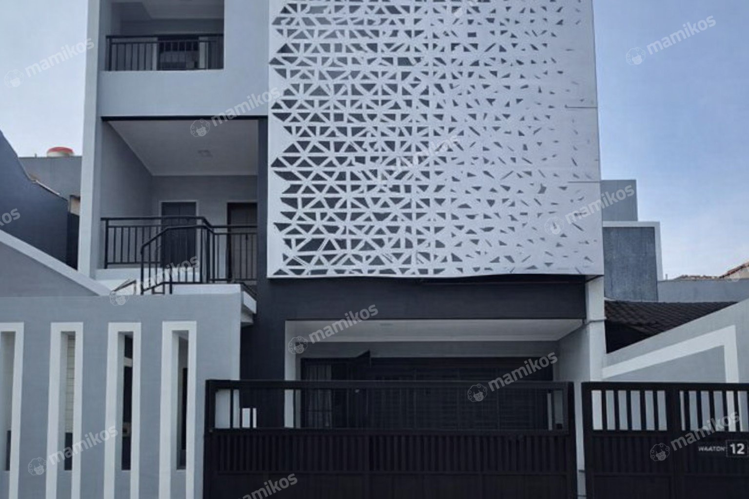 Rumah Baru Sertifikat SHM 8 Kamar Tidur Kelapa Gading Jakarta Utara