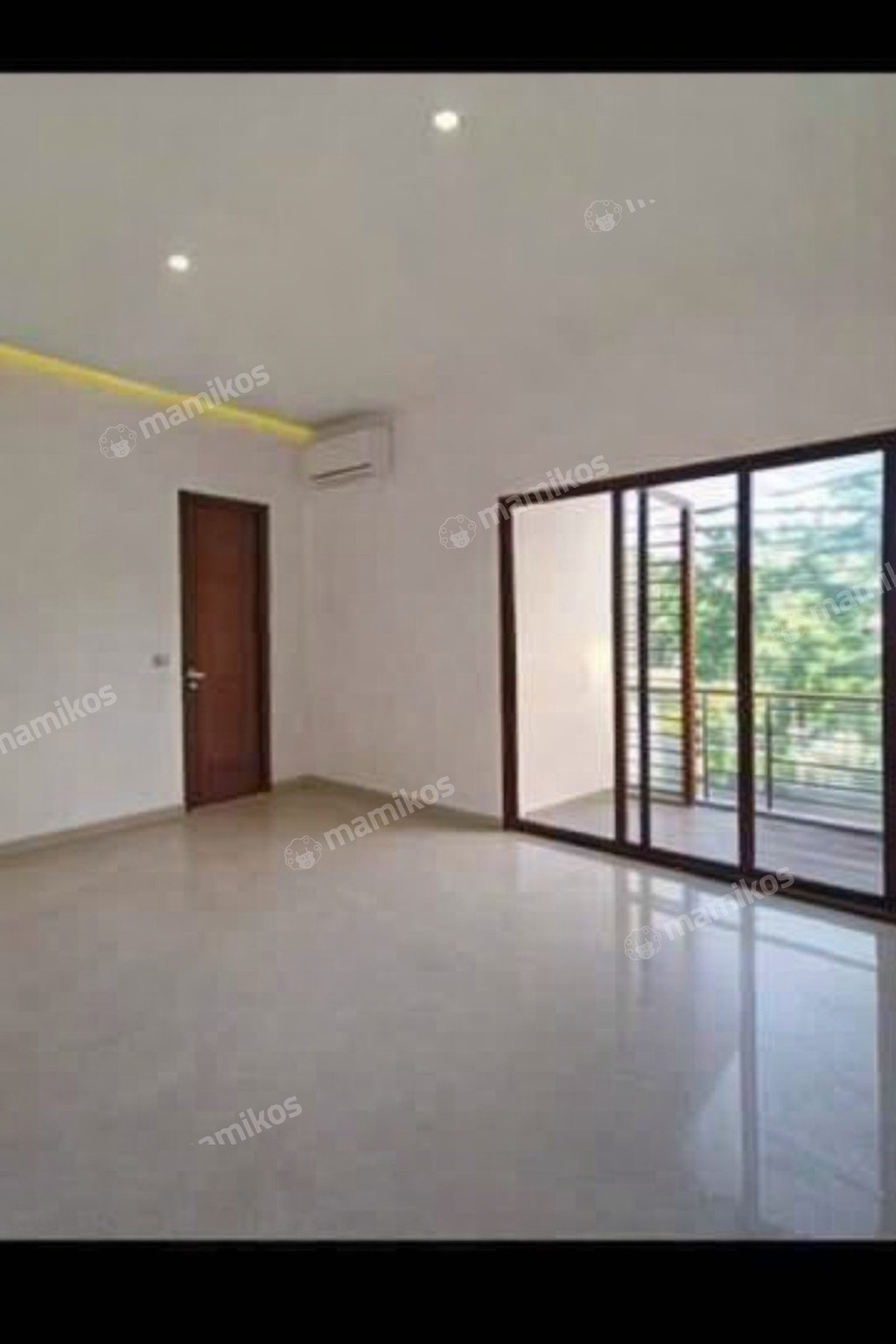 Rumah Sertifikat SHM 4 Kamar Tidur 4 Kamar Mandi Kemang Jakarta Selatan - Photo 2