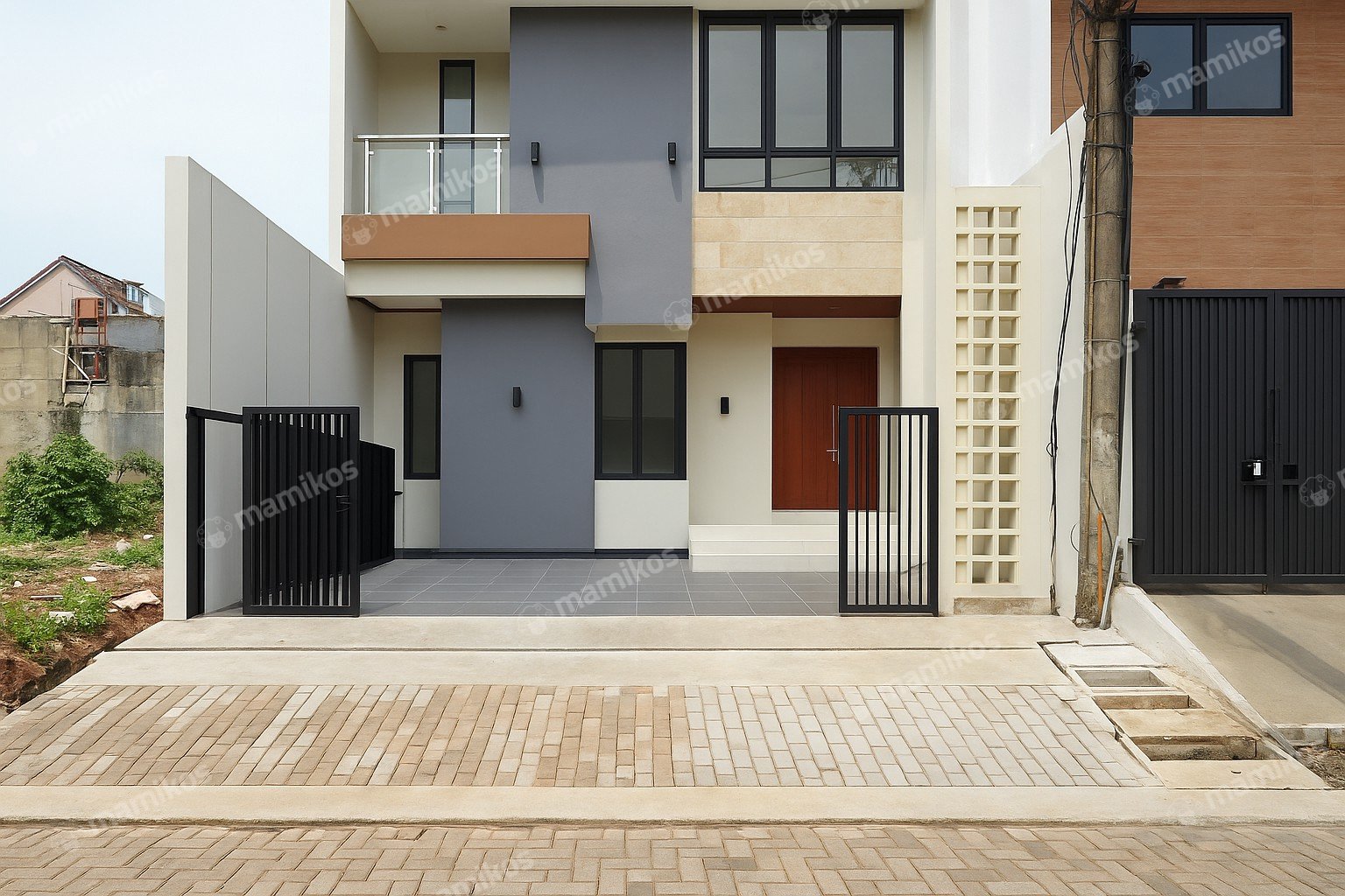 Rumah Sertifikat SHM 4 Kamar Tidur 4 Kamar Mandi Villa Meruya Jakarta Barat