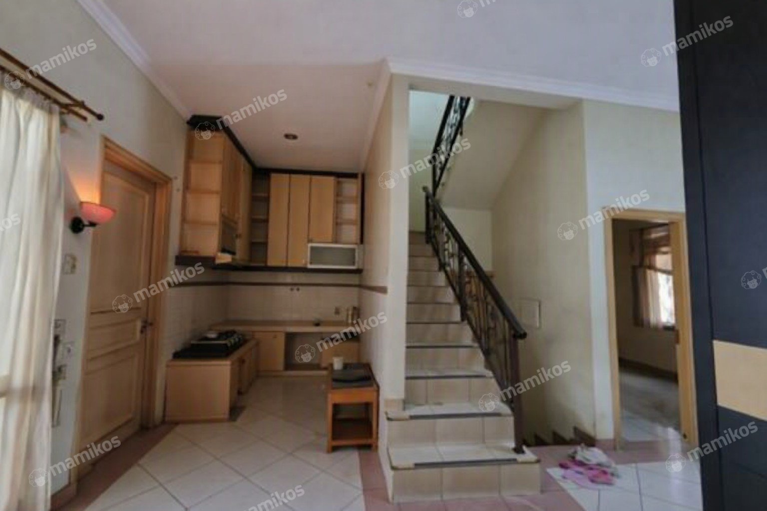 Rumah 3 Kamar Tidur 3 Kamar Mandi 2 Lantai Pantai Indah Kapuk Jakarta Utara - Photo 4