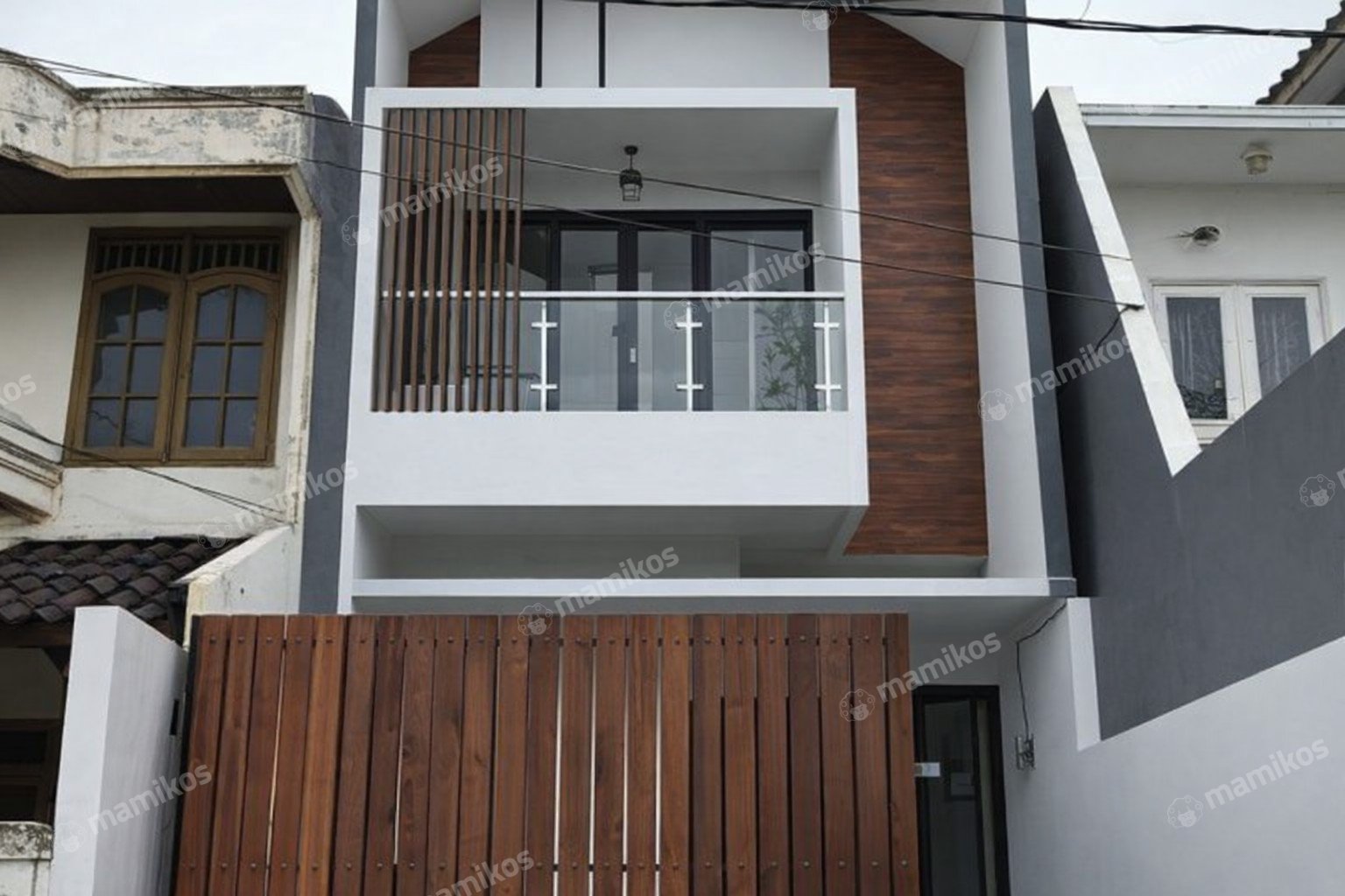 Rumah Sertifikat SHM 4 Kamar Tidur 3 Kamar Mandi Pondok Kelapa Jakarta Timur
